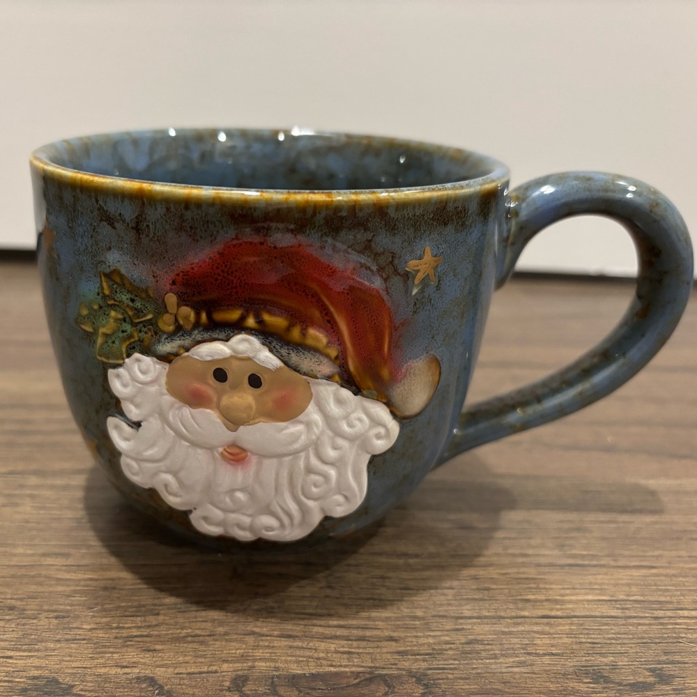Santa Claus Ceramic Mugs - Blue, set of 3, never used - Picture 4 of 9